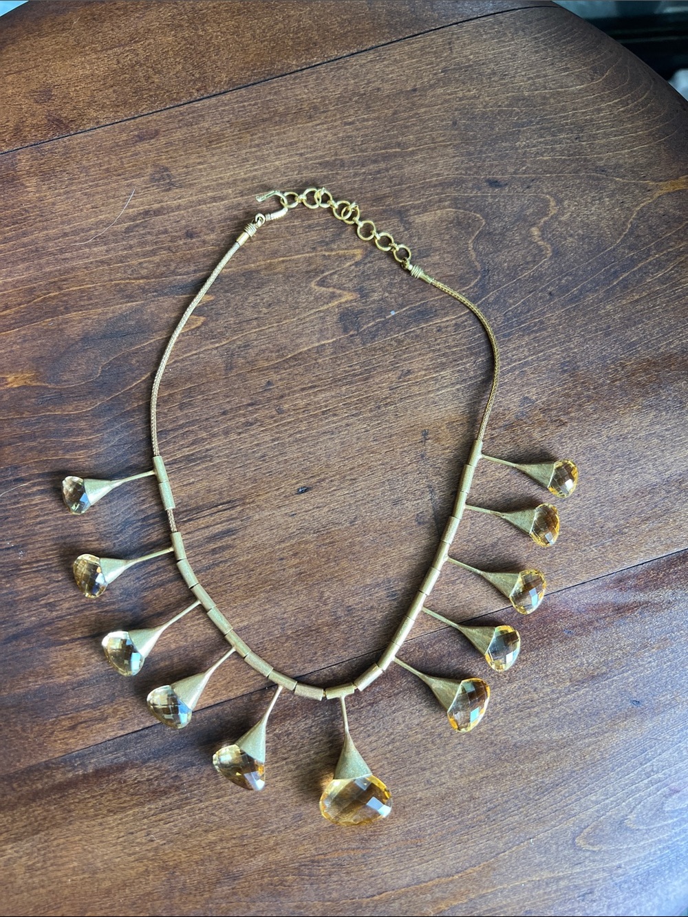 Vintage Gold Crystal Teardrop Necklace - Women Jewelry - Picture 3 of 9